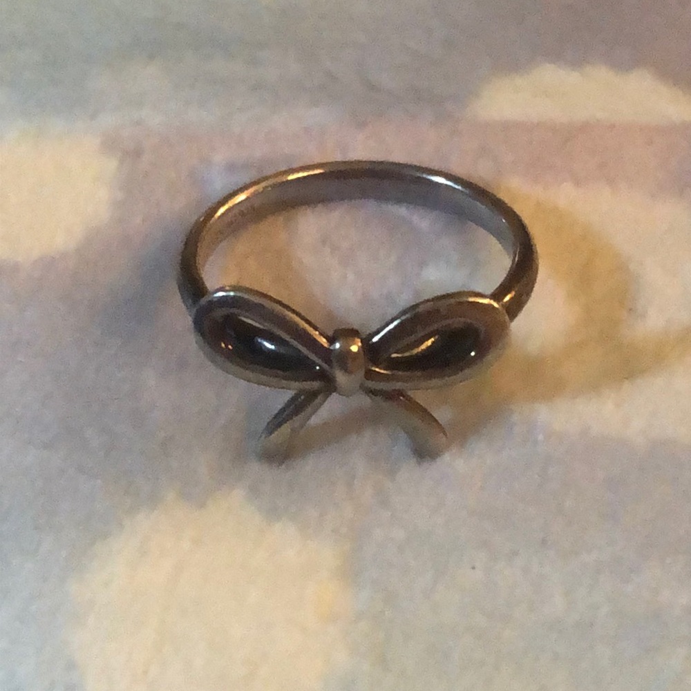 Tiffany bow ring